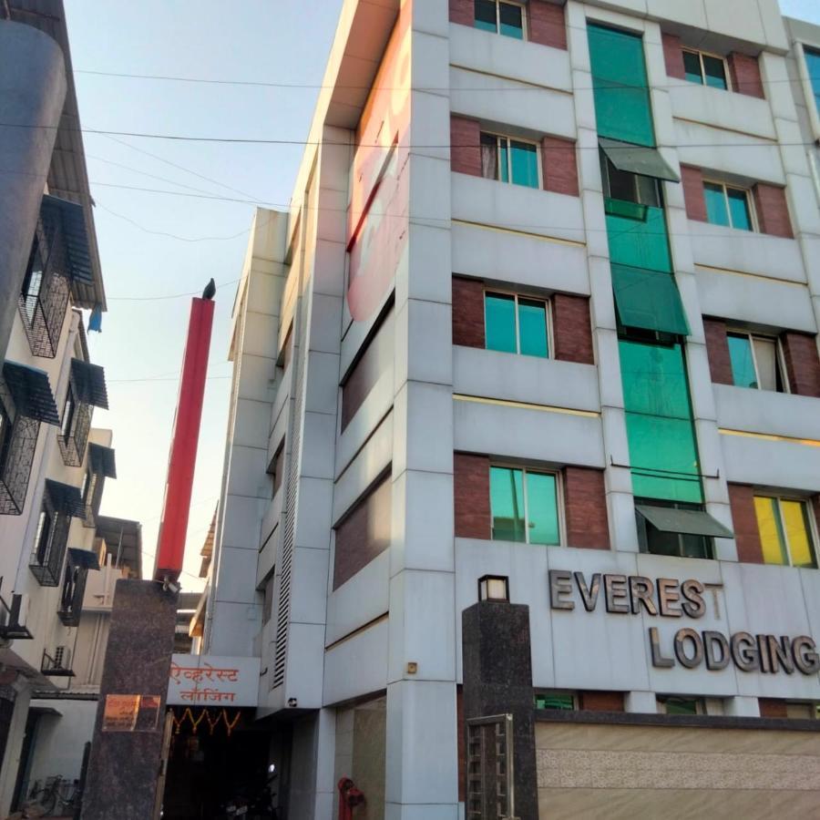 Hotel Everest Lodging นาวีมุมไบ ภายนอก รูปภาพ